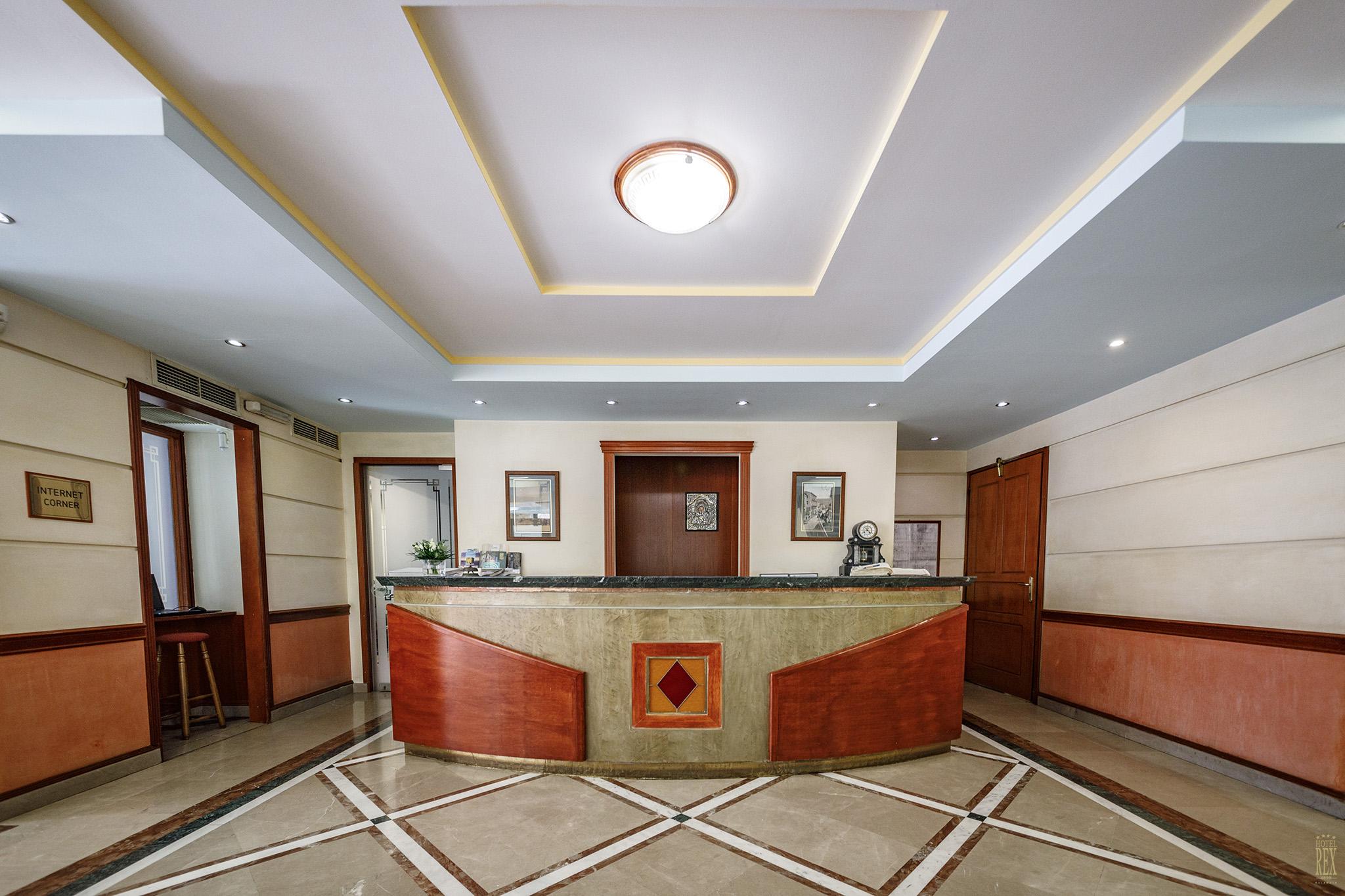 Hotel Rex Kalamata Exterior photo